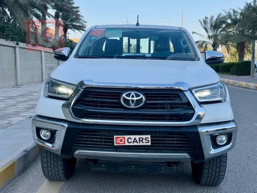 تويوتا هايلوكس